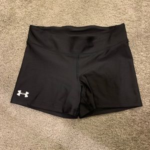 Women’s Under Armour Spandex shorts sz M